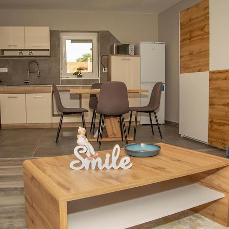 Oros House Apartmanhaz Orosháza Zewnętrze zdjęcie