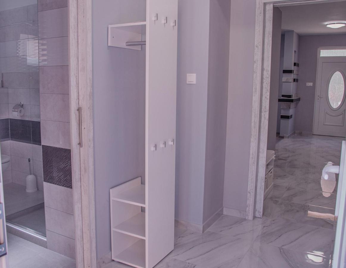 Oros House Apartmanhaz Orosháza Zewnętrze zdjęcie