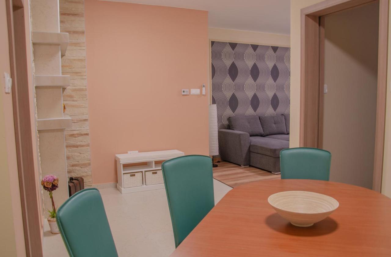 Oros House Apartmanhaz Orosháza Zewnętrze zdjęcie