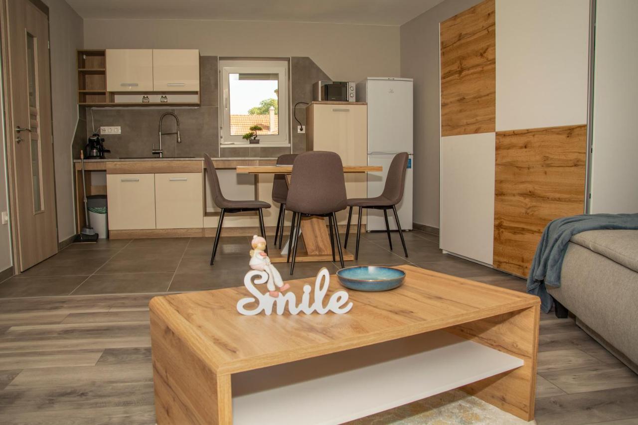 Oros House Apartmanhaz Orosháza Zewnętrze zdjęcie