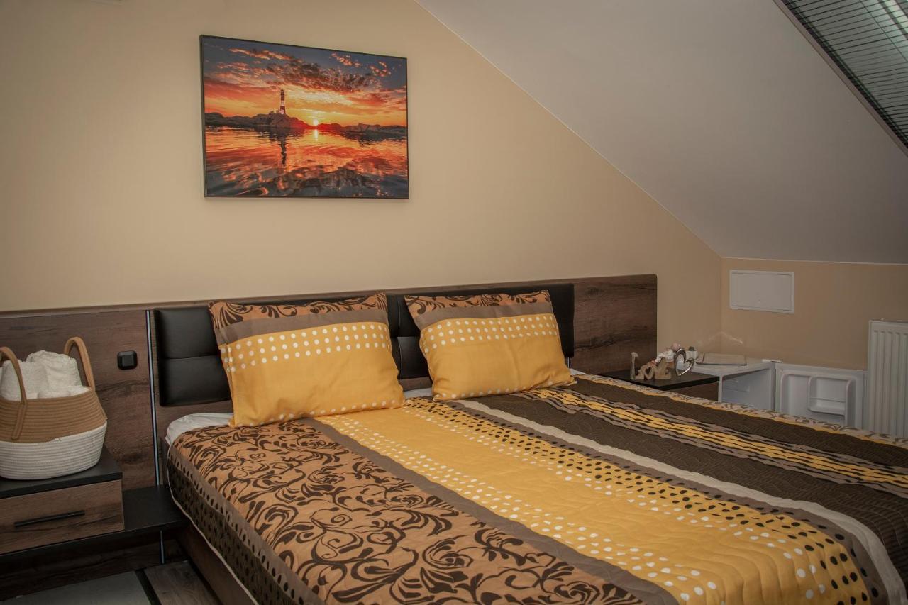 Oros House Apartmanhaz Orosháza Zewnętrze zdjęcie